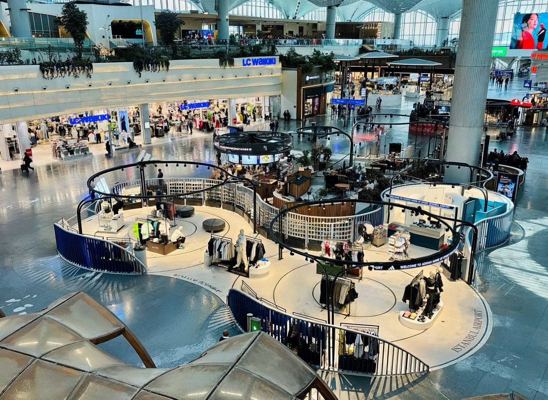 Creative shop layout planning and space optimization at Turkey